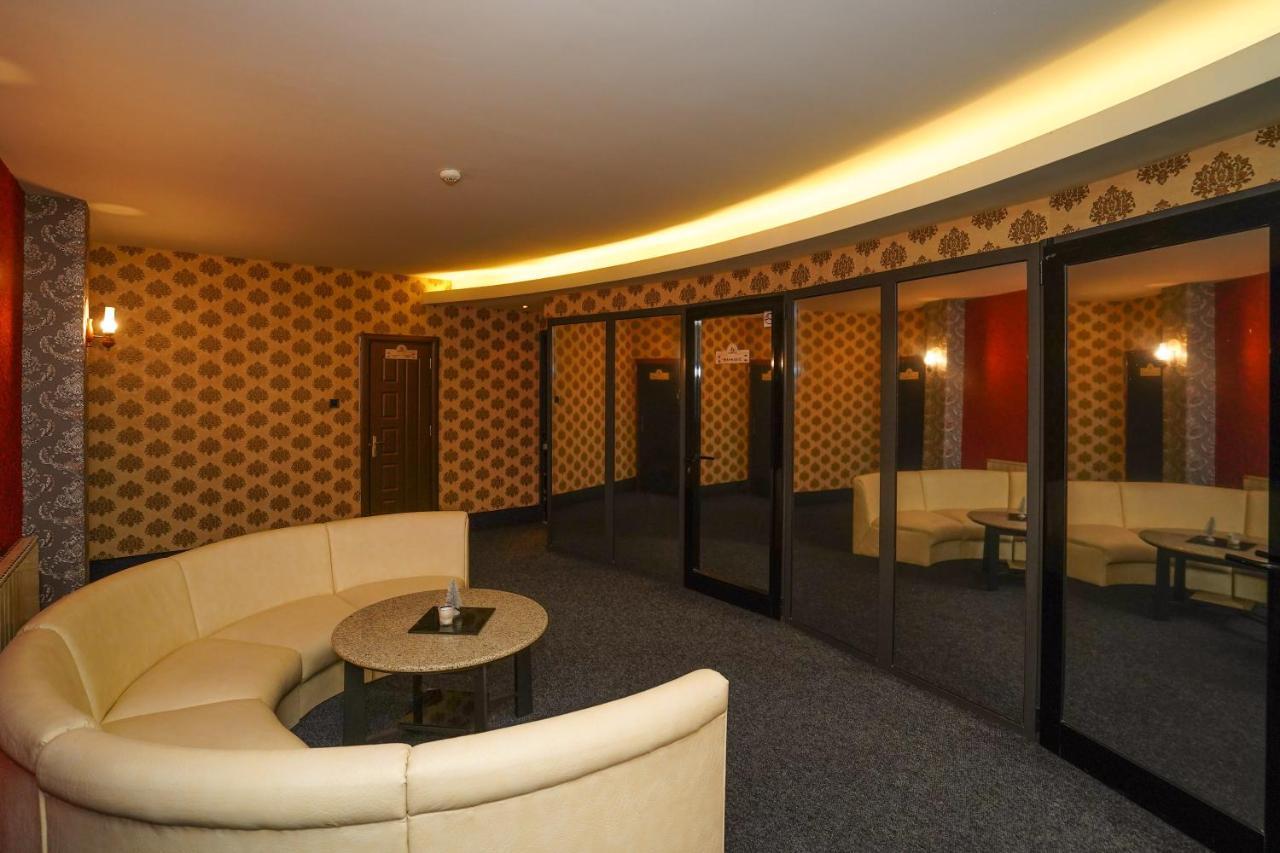 Hotel Central Club Sofia Esterno foto