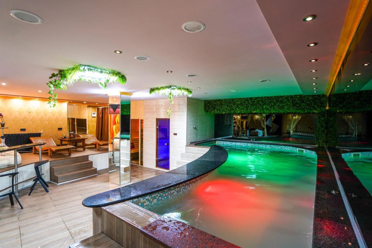 Hotel Central Club Sofia Esterno foto